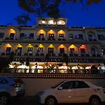 Hotel Vijay Niwas