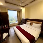 Hotel Good Times