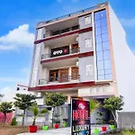 Hotel O Luxury Inn - 2