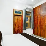 Hotel O Luxury Inn - 2