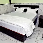 Spot On Yadav Guest House