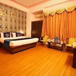 Collection O Manohar Palace
