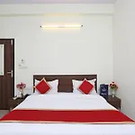 Fabhotel Majestic Heights
