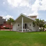 Palm Familia-6Bhk Italian Farmhouse With Cook