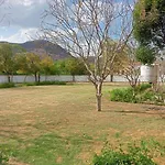 Jhalana Retret Rooms ,Farm ,Pool, Mountain View