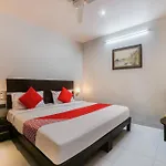 Hotel O Ak Acacia