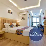 Fabhotel Anukampa With Swimming Pool