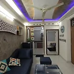 2 Bhk Home Stay Cabin Crush