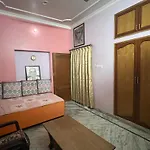 Luxurious Room In Gt Villas