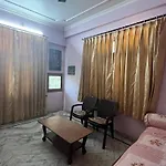 Luxurious Room In Gt Villas