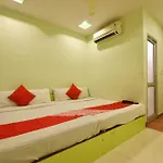 Hotel O Apple