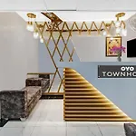Townhouse Oak Hotel Rudra