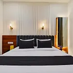 Hotel M.S