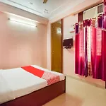 Hotel O Komal