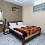 Oyo 15242 Hotel Rathi Palace