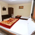 Oyo 15242 Hotel Rathi Palace