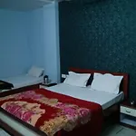 Oyo 15242 Hotel Rathi Palace