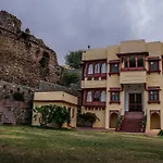 Adhbhut Hotel
