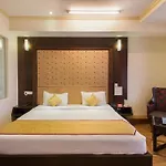 Oyo Premium Bani Park