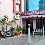 Oyo 6179 Hotel Aarjee Crescent