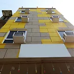 Oyo 10228 Hotel Chandramouli