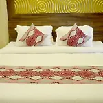Hotel Neelam Paradise