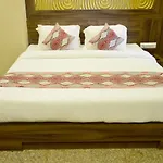 Hotel Neelam Paradise