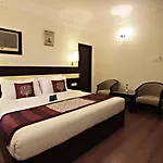 Oyo 1746 Hotel Rnb Select