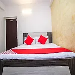 Oyo 14891 Madhav Villa
