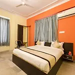 Oyo 7599 Hotel Ks Pride