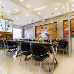 Fabhotel Luxurs Gopalpura