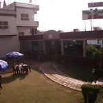 OYO 11754 Hotel Classic 7