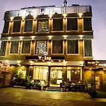 V Inn Bani Park Hotel