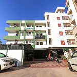 Oyo 6133 Green View