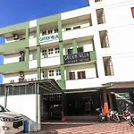 Oyo 6133 Green View