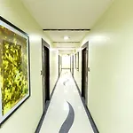 Paramount Hotel