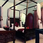 Oyo 1656 Hotel Mandela House