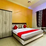 Oyo 44607 Glorious Resort