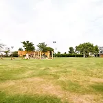 Oyo 44607 Glorious Resort