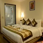 Clarks Inn, Jaipur