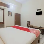 Oyo 24535 Hotel Payas