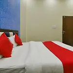 Oyo 24575 Hotel Prabhu Villas