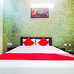 Oyo 23995 Hotel Aan Milan
