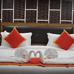 Dezire Hotel