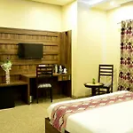 Hotel Neelam Paradise