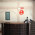 Oyo 12115 Hotel Raghuraj Palace
