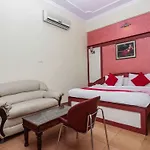 Oyo 15425 Hotel Royal Heritage