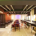 Oyo 4646 Hotel Hari Villa