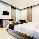 Hotel Grand Anshul