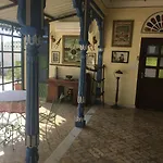 Padlia House